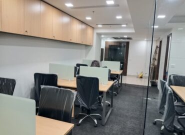 Furnished Office in DLF Towers Near Metro Station