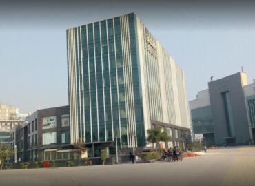 Commercial Office Space in Jasola | Salcon Aurum 9879325287