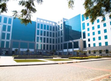 Commercial Office Space Sale in DLF Prime Towers Delhi